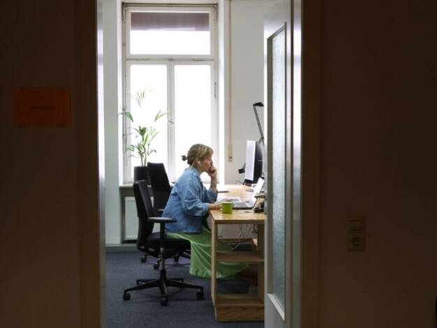 Bürofläche zur Miete provisionsfrei 800 € 38 m² Bürofläche Tübinger Straße Süd Stuttgart 70178