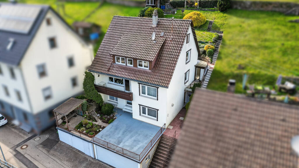 Haus zum Kauf 450.000 € 8 Zimmer 180 m² 1.134 m² Grundstück frei ab 01.05.2026 Höfen an der Enz 75339