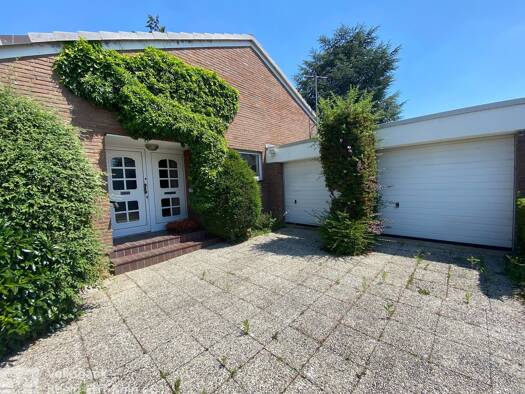 Bungalow zum Kauf 395.000 € 3 Zimmer 124,4 m² 678 m² Grundstück Bliesheim Erftstadt 50374