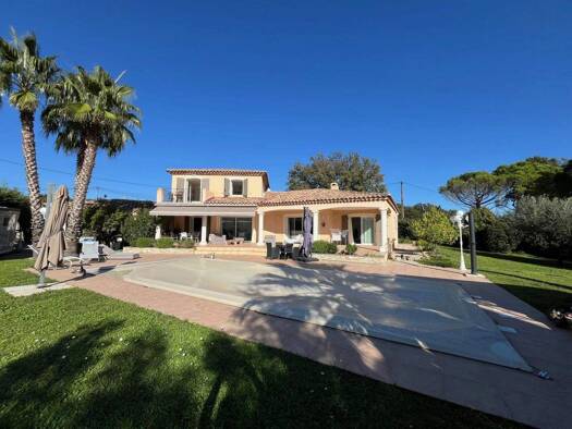 Villa zum Kauf 950.000 € 6 Zimmer 185 m² 2.130 m² Grundstück Bagnols-en-Forêt 83600