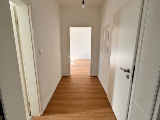 Wohnung zur Miete 1.150 € 3 Zimmer 76 m² Geschoss 1/3 frei ab sofort Großreuth b Schweinau Nürnberg 90431