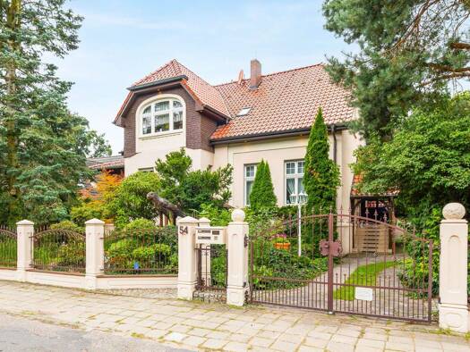 Einfamilienhaus zum Kauf 798.000 € 7 Zimmer 223,3 m² 1.009 m² Grundstück Vorstadt Strausberg 15344