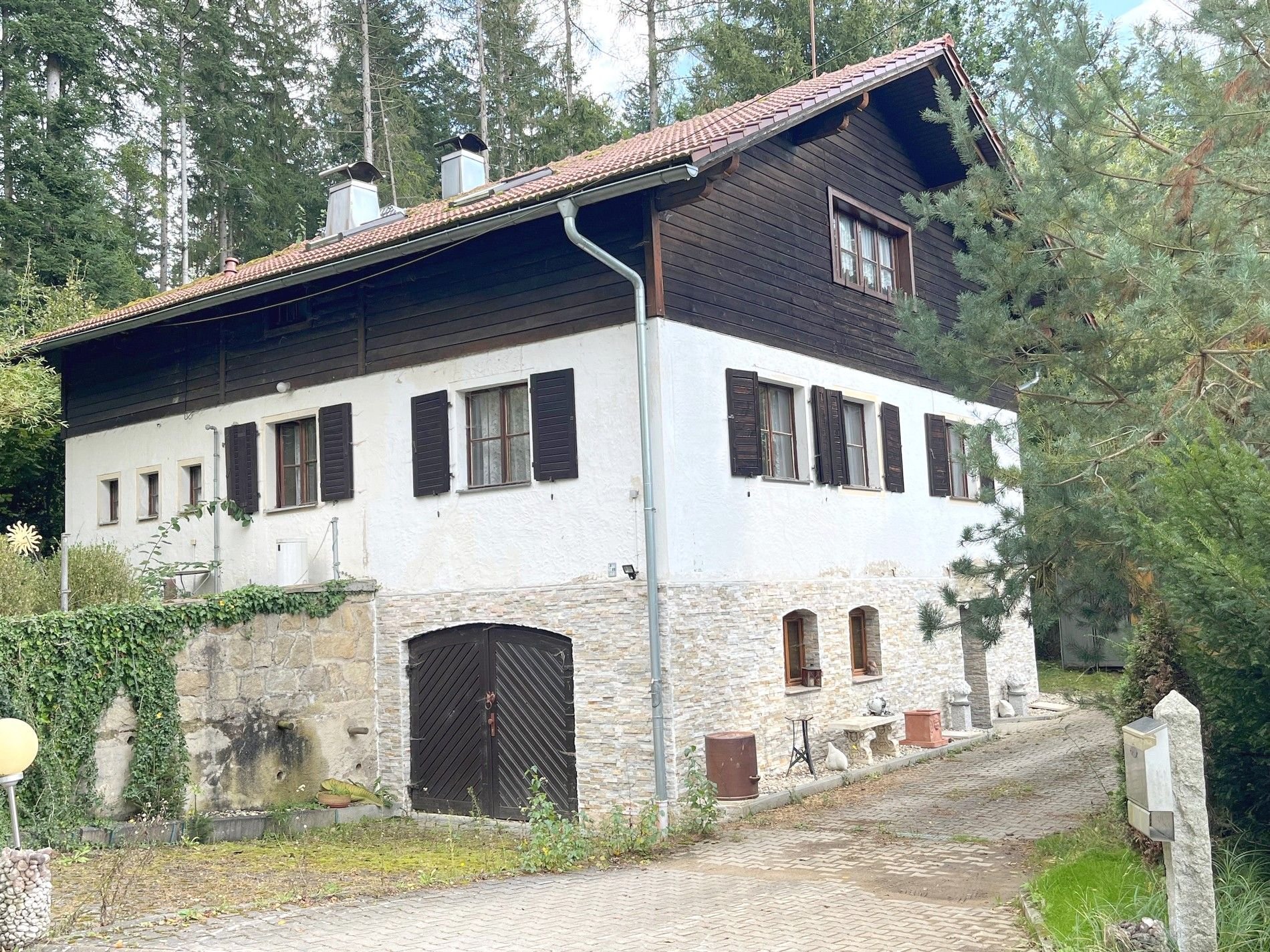 Einfamilienhaus zum Kauf 158.000 € 7 Zimmer 160 m²<br/>Wohnfläche 1.548 m²<br/>Grundstück Waldmünchen Waldmünchen 93449