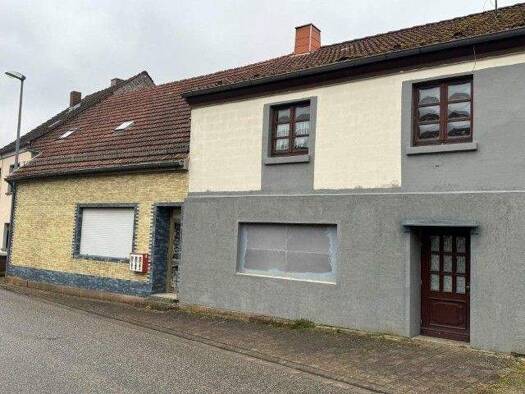 Einfamilienhaus zum Kauf 49.000 € 225 m² 1.285 m² Grundstück Kirrweiler 67744