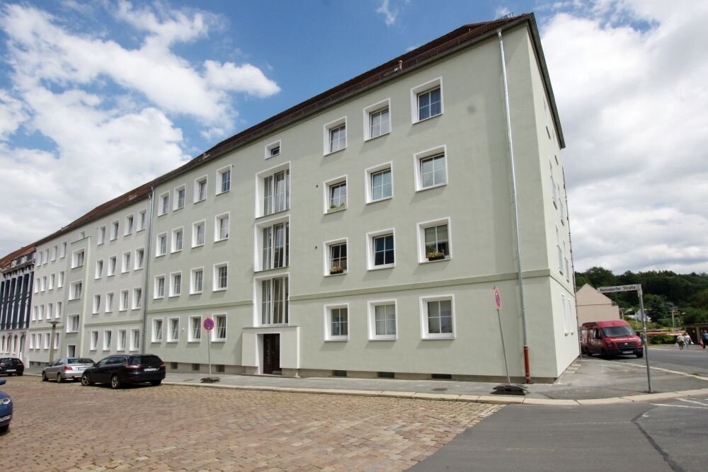 Wohnung zur Miete 225,46 € 2 Zimmer 38 m²<br/>Wohnfläche EG<br/>Geschoss Reinsdorfer Straße 57 Südvorstadt Plauen 08527