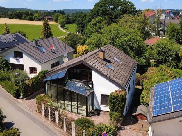 Haus zum Kauf 537.000 € 7 Zimmer 237 m² 540 m² Grundstück frei ab sofort Neuweiler Weil im Schönbuch 71093