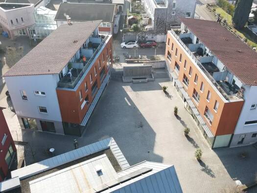 Stadthaus zum Kauf provisionsfrei 415.000 € 4,5 Zimmer 121,6 m² 100 m² Grundstück Alte Pfarrhausgasse 2 Berghausen Pfinztal 76327