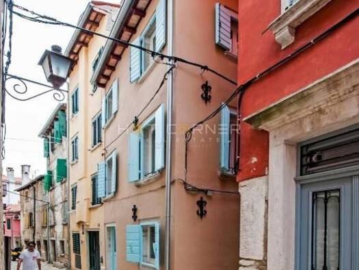 Haus zum Kauf 800.000 € 8 Zimmer 141 m² Rovinj Rovinj