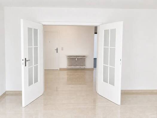 Terrassenwohnung zur Miete 1.990 € 4 Zimmer 178 m² Geschoss EG/2 frei ab 01.11.2026 Altenburgring 21 Niederdorfelden 61138