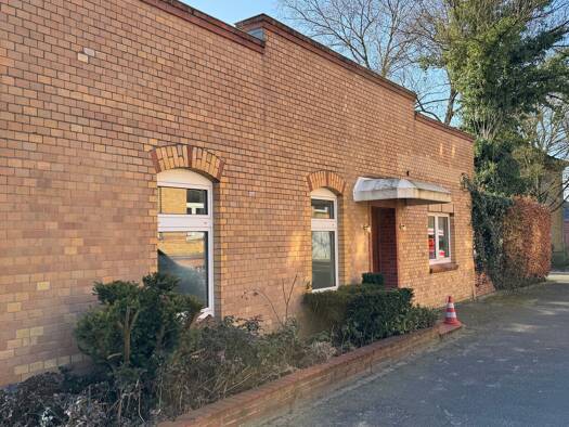 Lagerhalle zur Miete provisionsfrei 1.650 € 220 m² Lagerfläche Oelixdorfer Str. Itzehoe 25524