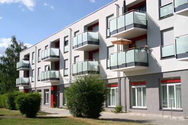 Wohnung zur Miete 690 € 2 Zimmer 75 m² EG frei ab 01.02.2025 Ernst-Thälmann-Straße 14a Tröglitz Elsteraue 06729