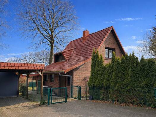 Einfamilienhaus zum Kauf 385.000 € 4 Zimmer 100 m² 880 m² Grundstück Henstedt-Ulzburg 24558