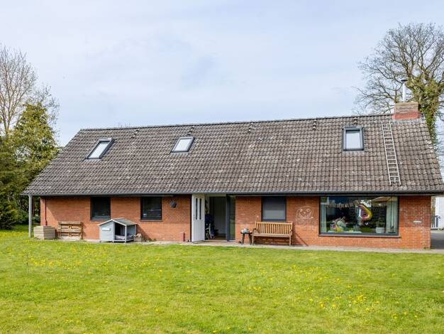Einfamilienhaus zum Kauf 315.000 € 4 Zimmer 84,9 m² 1.425 m² Grundstück Klein Pampau 21514