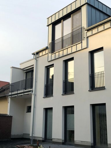 Wohnung zur Miete 860 € 2 Zimmer 84 m² frei ab 01.11.2024 Burgstraße 14 Büdesheim Bingen am Rhein 55411