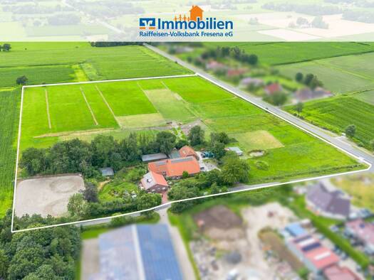 Einfamilienhaus zum Kauf 9 Zimmer 240 m² 46.798 m² Grundstück Blomberg 26487