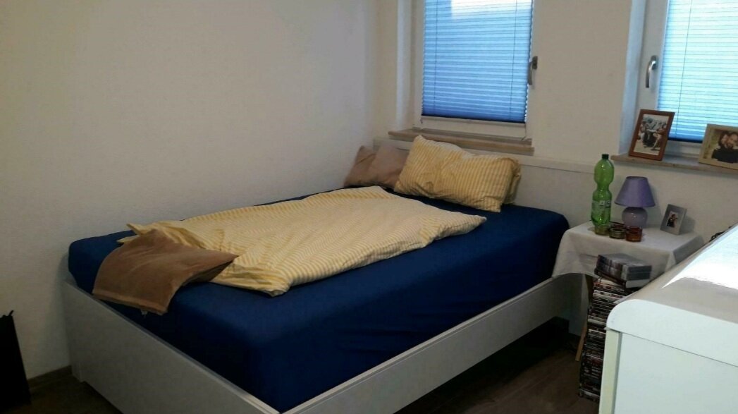 Wohnung zur Miete 590 € 1,5 Zimmer 28 m²<br/>Wohnfläche Lerchenbergstraße Mettingen - Ost Esslingen am Neckar 73733