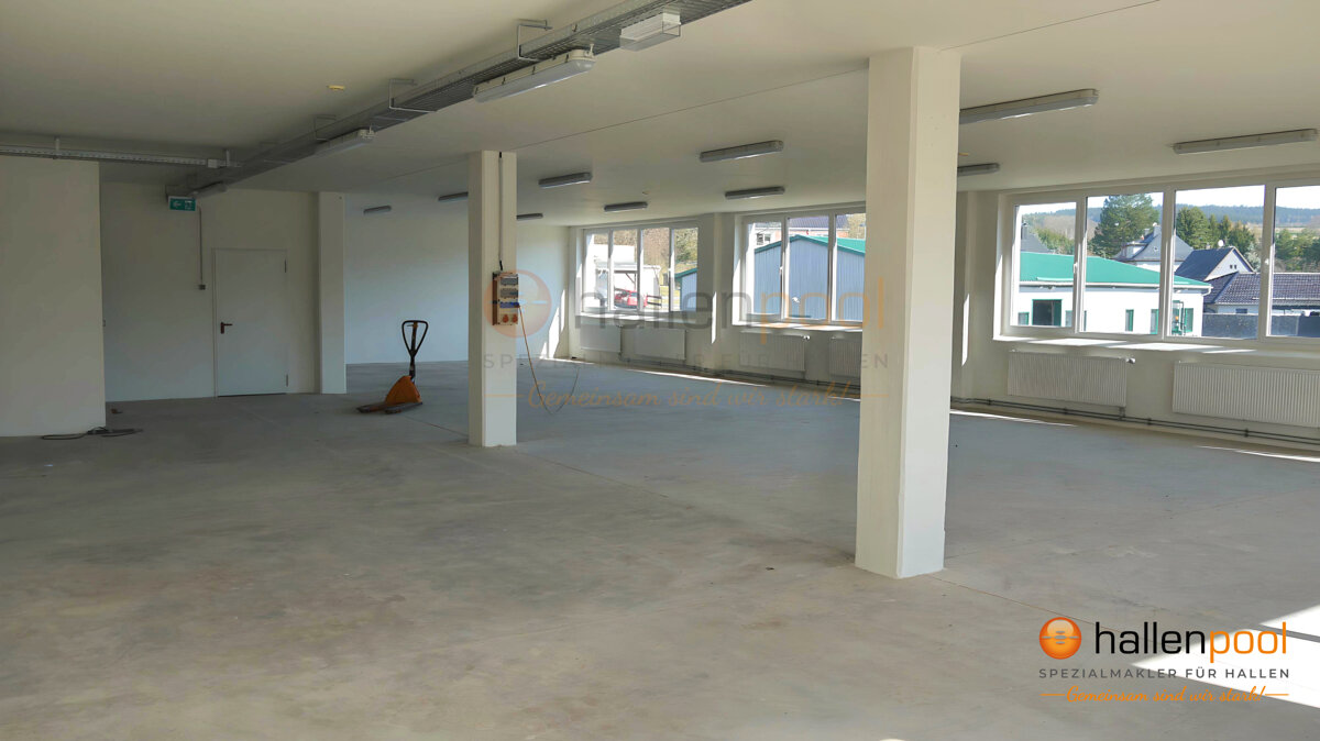 Lagerhalle zum Kauf 1.800.000 € 4.133,7 m²<br/>Lagerfläche Markneukirchen Markneukirchen 08258