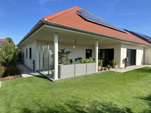 Bungalow zum Kauf 680.000 € 3 Zimmer 135,8 m² 637 m² Grundstück Lindenthal Leipzig 04158