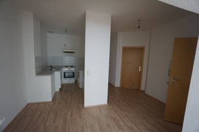 Wohnung zur Miete 260 € 2 Zimmer 62,8 m² 1. Geschoss frei ab sofort Zittau Zittau 02763