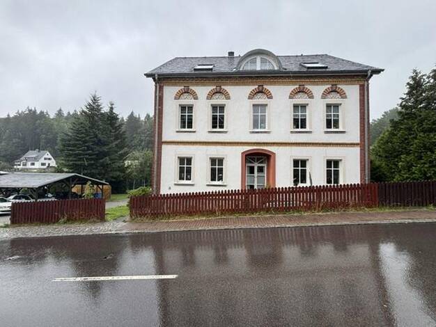 Mehrfamilienhaus zum Kauf provisionsfrei 289.000 € 14 Zimmer 357 m² 1.824 m² Grundstück Hauptstraße Breitenbrunn Breitenbrunn/Erzgebirge 08359