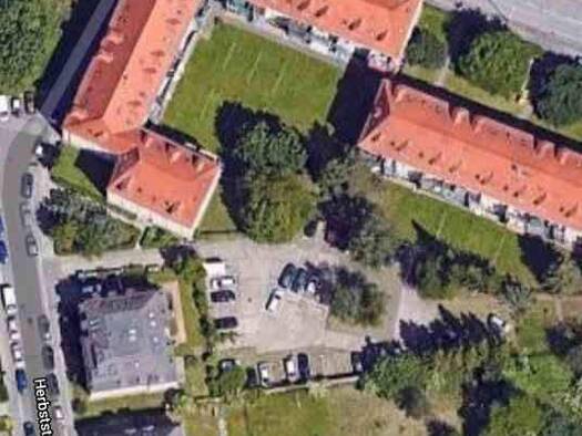 Außenstellplatz zur Miete provisionsfrei 36 € Lommatzscher Str.+Platz 5-15 Kaditz Dresden 01139