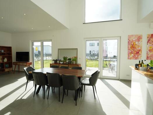 Mehrfamilienhaus zum Kauf 1.350.000 € 10 Zimmer 378 m² 770 m² Grundstück Nieder-Weisel Butzbach 33510