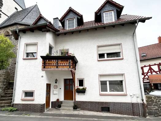 Einfamilienhaus zur Miete 1.000 € 4 Zimmer 125 m² 62 m² Grundstück frei ab 01.10.2026 Bitzenstraße 19 Hungen Hungen 35410