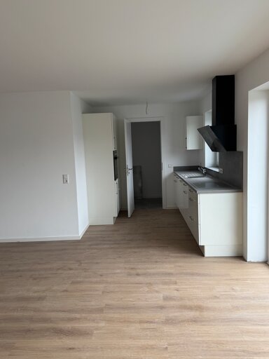 Wohnung zur Miete 1.160 € 2 Zimmer 79,2 m² 2 Geschosse Alte Steige 11 Höchberg 97204