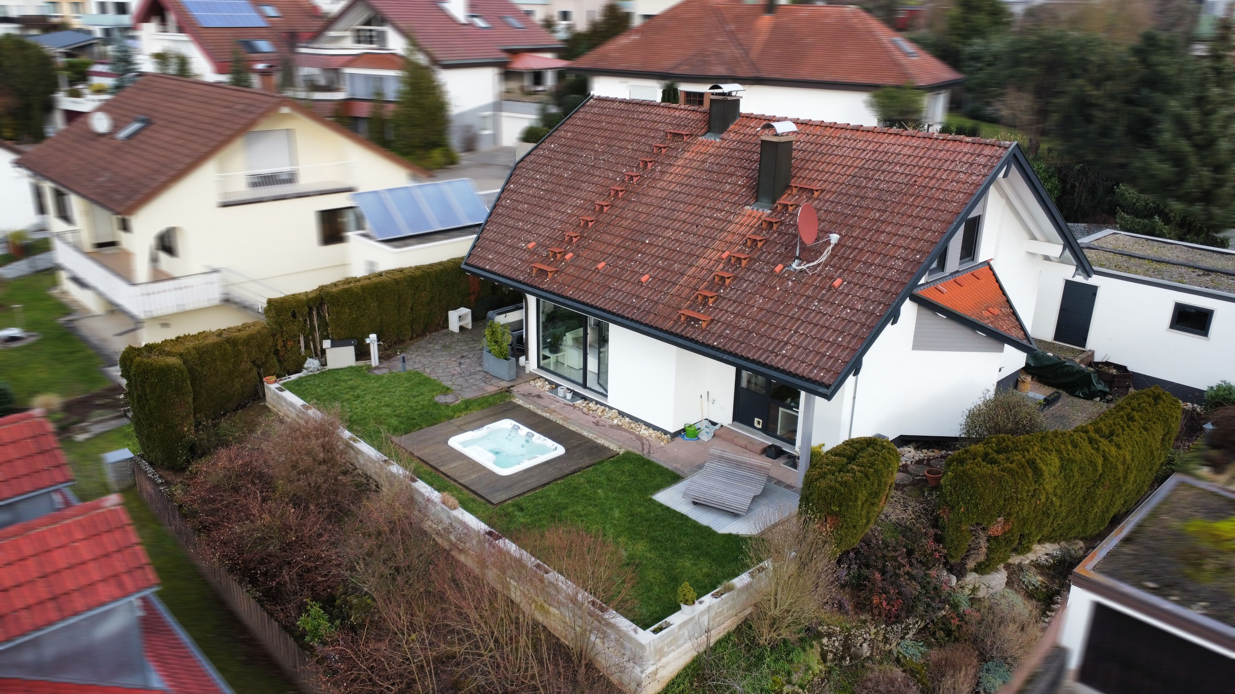 Einfamilienhaus zum Kauf 899.500 € 5,5 Zimmer 170 m²<br/>Wohnfläche 609 m²<br/>Grundstück 01.06.2025<br/>Verfügbarkeit Miedelsbach Schorndorf 73614