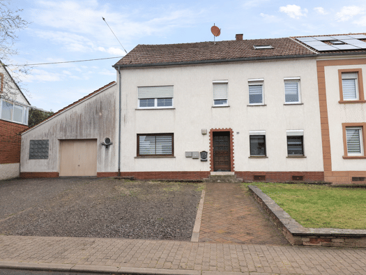 Mehrfamilienhaus zum Kauf als Kapitalanlage geeignet 285.000 € 14 Zimmer 220 m² 1.124 m² Grundstück Weiskirchen Weiskirchen 66709
