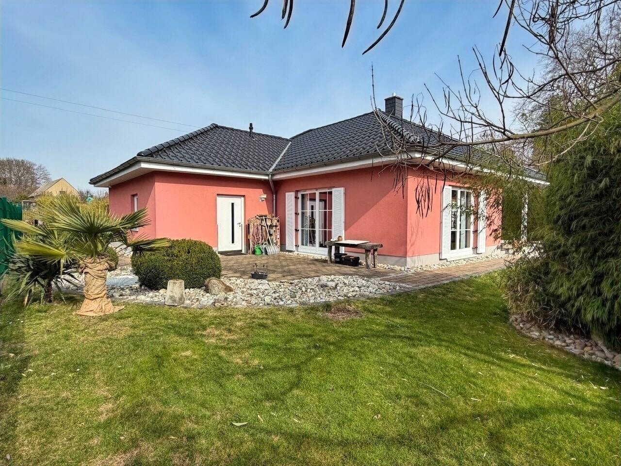 Immobilie in Meineweh - Modernes Wohnerlebnis auf 800 m² Grün - Bild 1