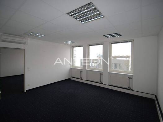 Bürofläche zur Miete 13,50 € 164 m² Bürofläche teilbar ab 164 m² Ungelsheimer Weg 14 Lichtenbroich Düsseldorf 40472