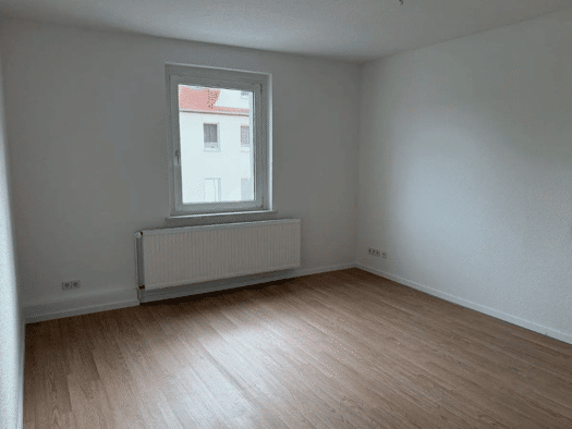 Wohnung zur Miete 295 € 2 Zimmer 49,2 m² EG frei ab 01.11.2026 Fritz-Kramer-Straße 4 Meuselwitz Meuselwitz 04610