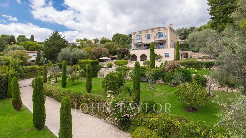 Haus zur Miete Wohnen auf Zeit provisionsfrei 5 Zimmer 394 m² Californie Cannes 06400