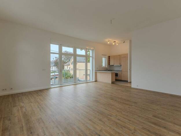 Wohnung zur Miete 760 € 1 Zimmer 58 m² Zeilsheim Frankfurt am Main 65931