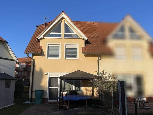 Doppelhaushälfte zum Kauf 180.000 € 5 Zimmer 97 m² 411 m² Grundstück frei ab 01.06.2026 Bröthen-Michalken Hoyerswerda 02977