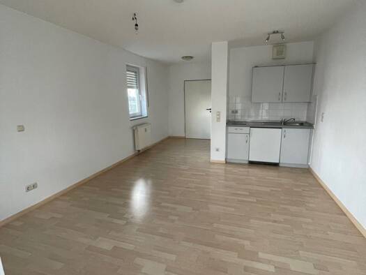 Wohnung zur Miete 440 € 1 Zimmer 27,6 m² 2. Geschoss frei ab 01.09.2025 Fichtenbühl Weiden 92637