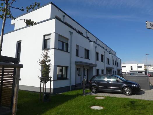 Reihenmittelhaus zur Miete - Erstbezug 1.950 € 5 Zimmer 144,7 m² 162 m² Grundstück Filsch Trier 54296
