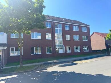 Wohnung zur Miete 552 € 2 Zimmer 60 m² frei ab sofort Güstrow 18273