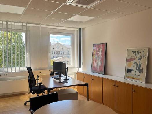 Bürofläche zur Miete provisionsfrei 12 € 133 m² Bürofläche Gustav-Schickedanz-Straße 17 Innenstadt Fürth 90762