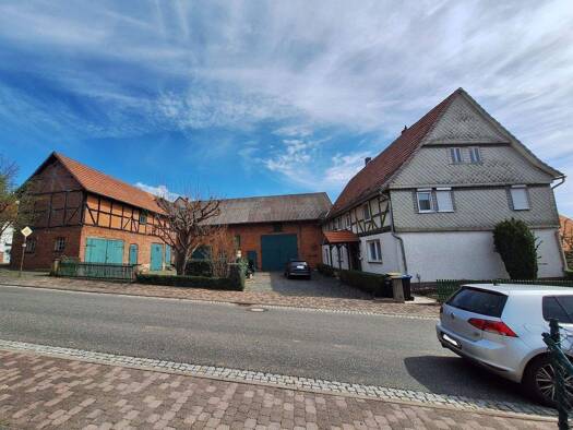 Haus zum Kauf 295.000 € 6 Zimmer 1.181 m² Grundstück Obervorschütz Gudensberg 34281