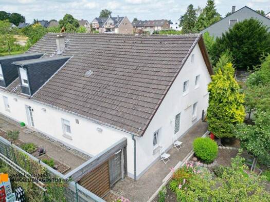 Mehrfamilienhaus zum Kauf 369.000 € 9 Zimmer 253,3 m² 930 m² Grundstück Vierbaum Rheinberg / Vierbaum 47495