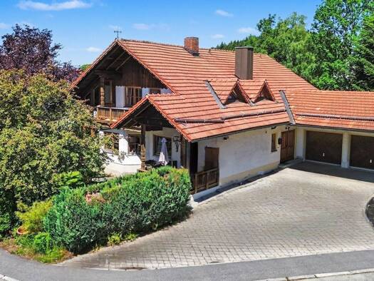 Mehrfamilienhaus zum Kauf 435.000 € 18 Zimmer 320 m² 1.038 m² Grundstück Lichteneck Grafenau 94481
