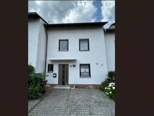 Reihenhaus zum Kauf provisionsfrei 380.000 € 6 Zimmer 131 m² 221 m² Grundstück Ludwig-Wifling-Straße 40 Neumarkt Neumarkt in der Oberpfalz 92318