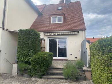 Haus zur Miete 1.500 € 3 Zimmer 89 m² frei ab sofort Mittelstraße Thon Nürnberg 90429
