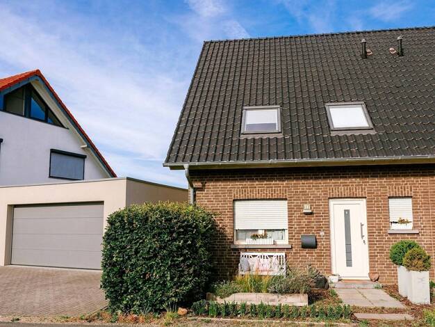 Doppelhaushälfte zum Kauf provisionsfrei 379.000 € 5 Zimmer 126 m² 232 m² Grundstück Bergstraße 26 b Schottheide Kranenburg 47559