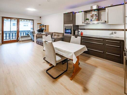 Wohnung zum Kauf 295.000 € 80,3 m² Oos Baden-Baden 76532