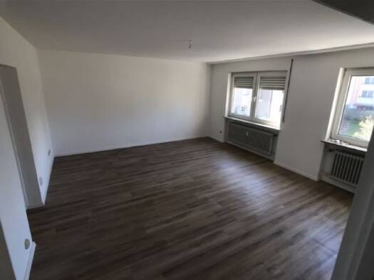 Wohnung zur Miete 1.350 € 4 Zimmer 109 m² 1. Geschoss frei ab 15.11.2026 Rennweg Nürnberg 90489