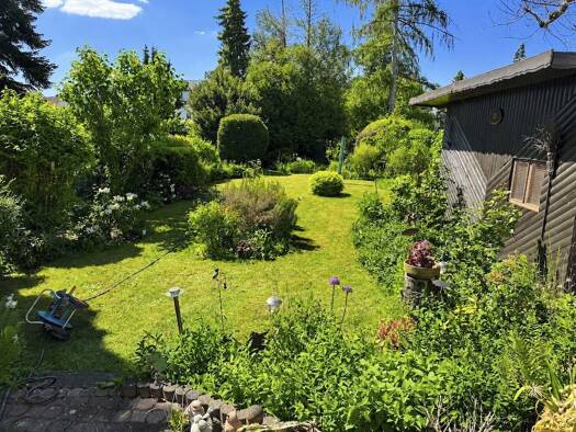 Doppelhaushälfte zum Kauf 450.000 € 4 Zimmer 85 m² 549 m² Grundstück Praunheim Mitte-West 60488