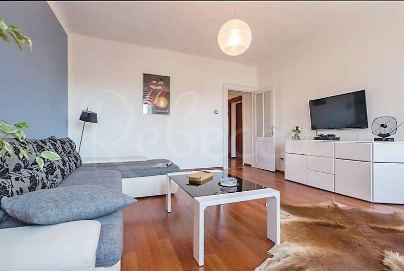 Wohnung zum Kauf 220.000 € 3 Zimmer 71 m²<br/>Wohnfläche 2.<br/>Geschoss Center 52100